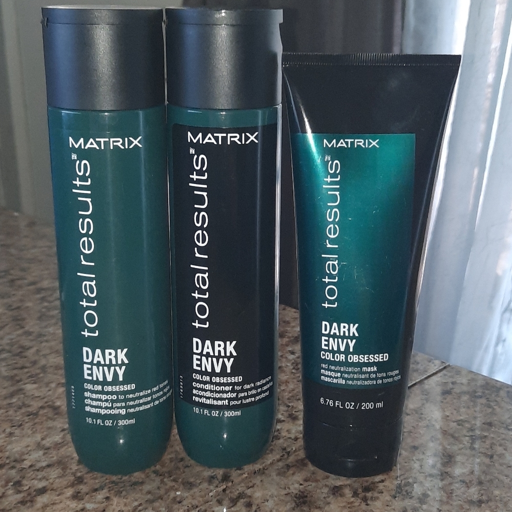 Matrix Dark Envy set new/unused